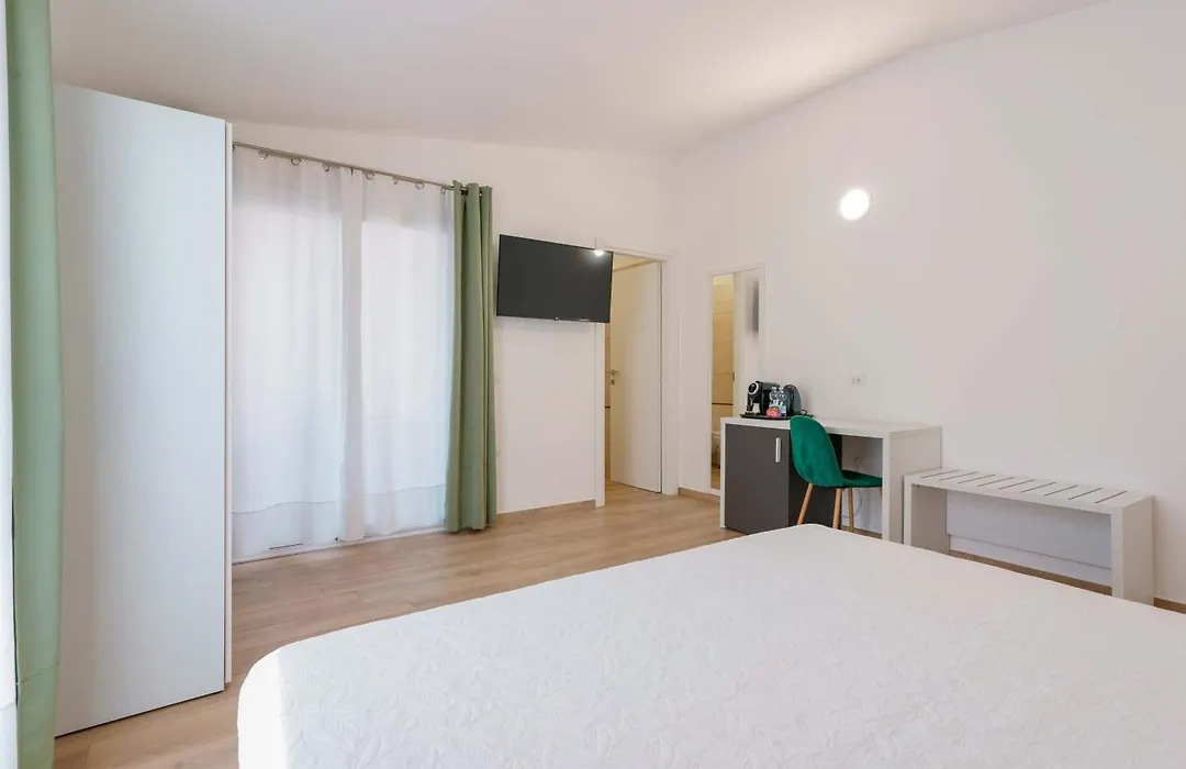 Admayora Guest House-1